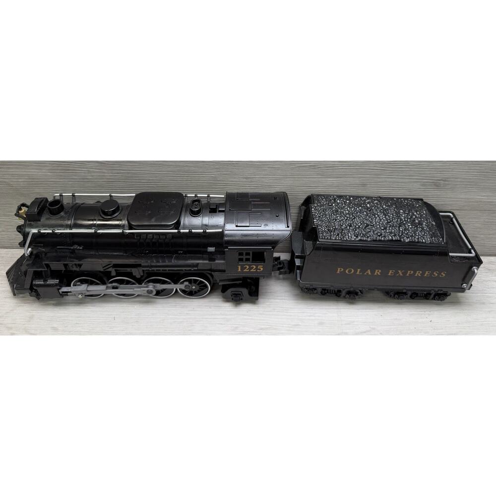 Lionel The Polar Express Steam locomotive and tender